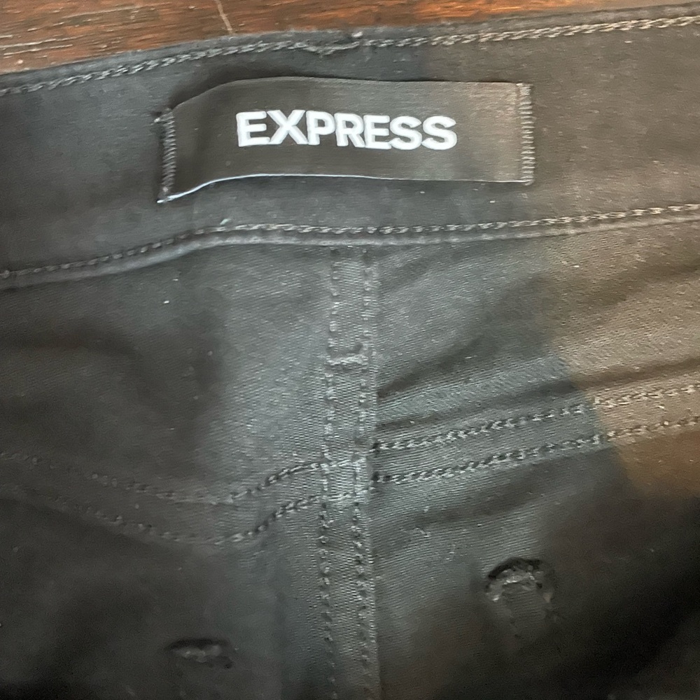 Express pants - Picture 4 of 5